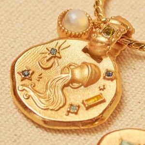 Astro Zodiac Necklace- Aquarius